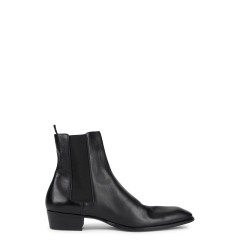 Chelsea boots in leather