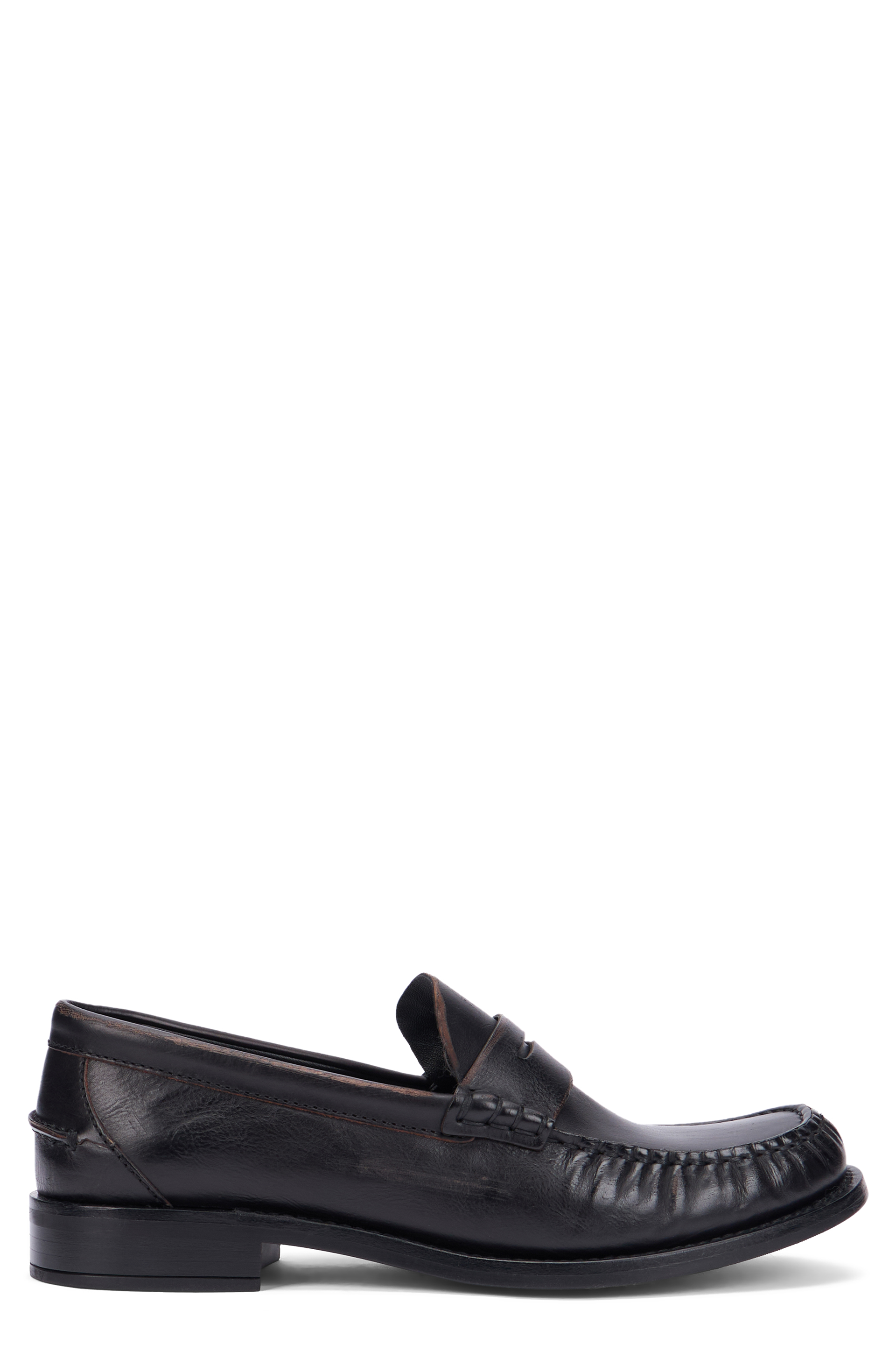 Penny loafers in leather