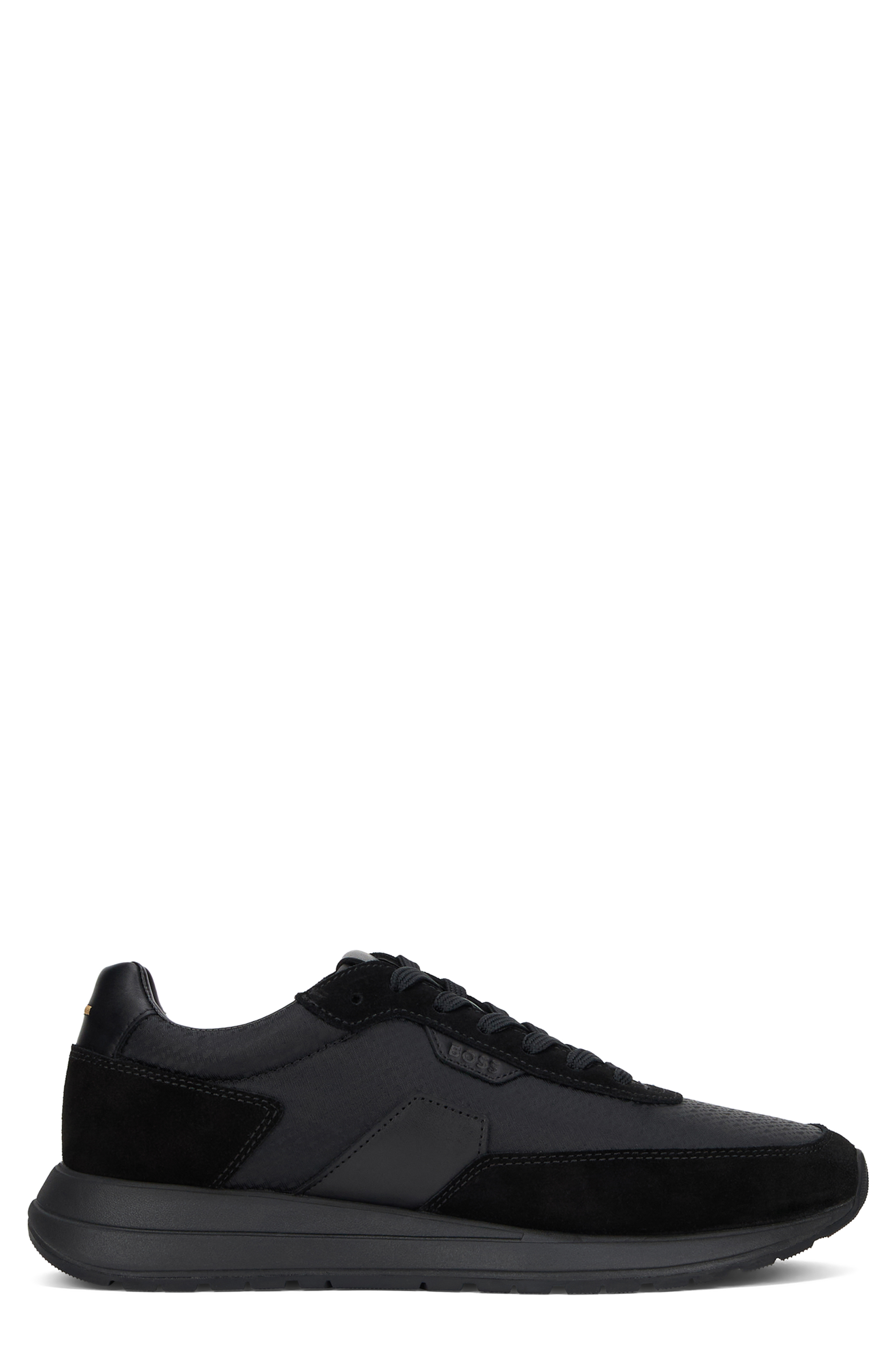 Low-top sneakers in leather and fabric