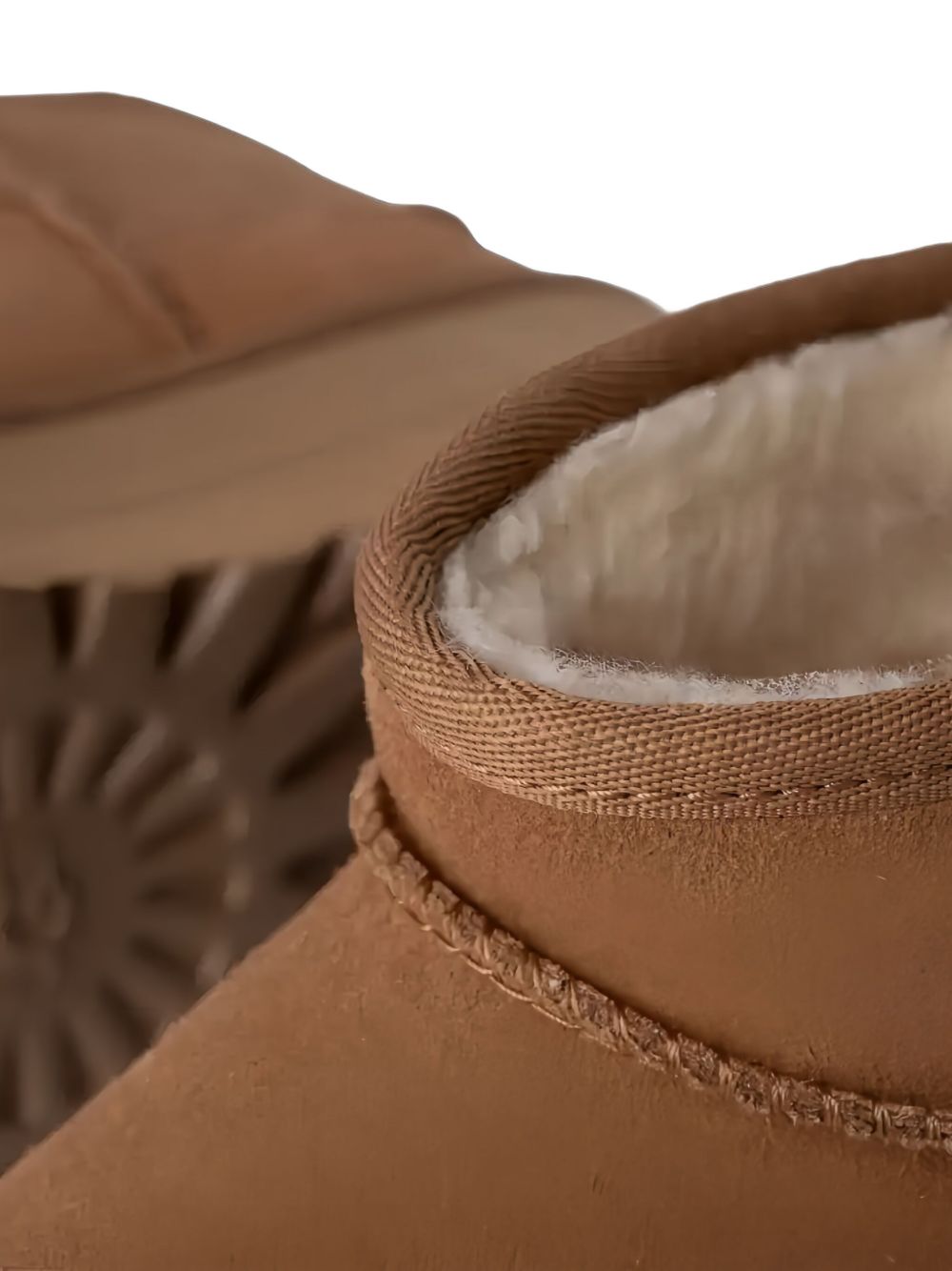 UGG 1135092 CHE