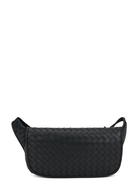 Pouch with braids
