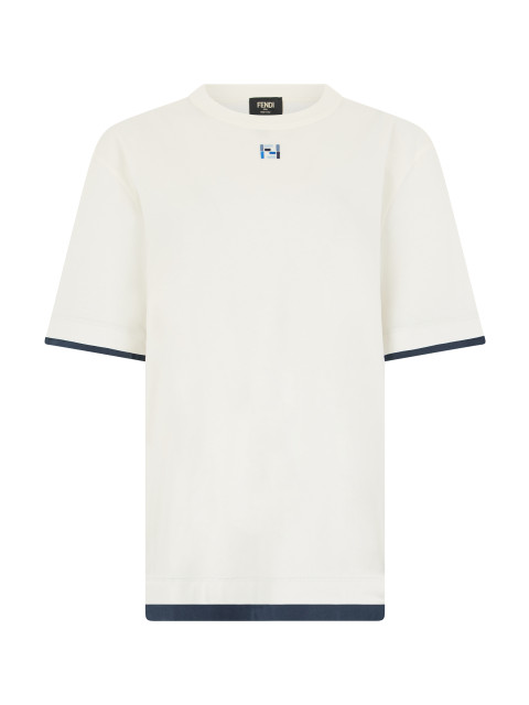 T-shirt with contrast details
