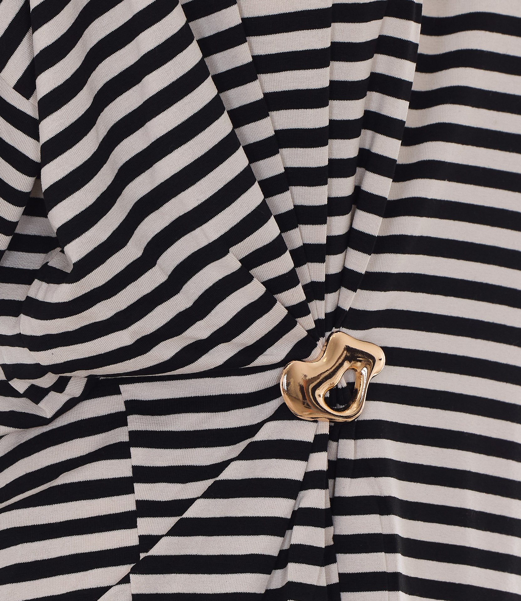 [ESSENTIEL ANTWERP] T-shirts Short Sleeve FW26 KRISSK3BL
