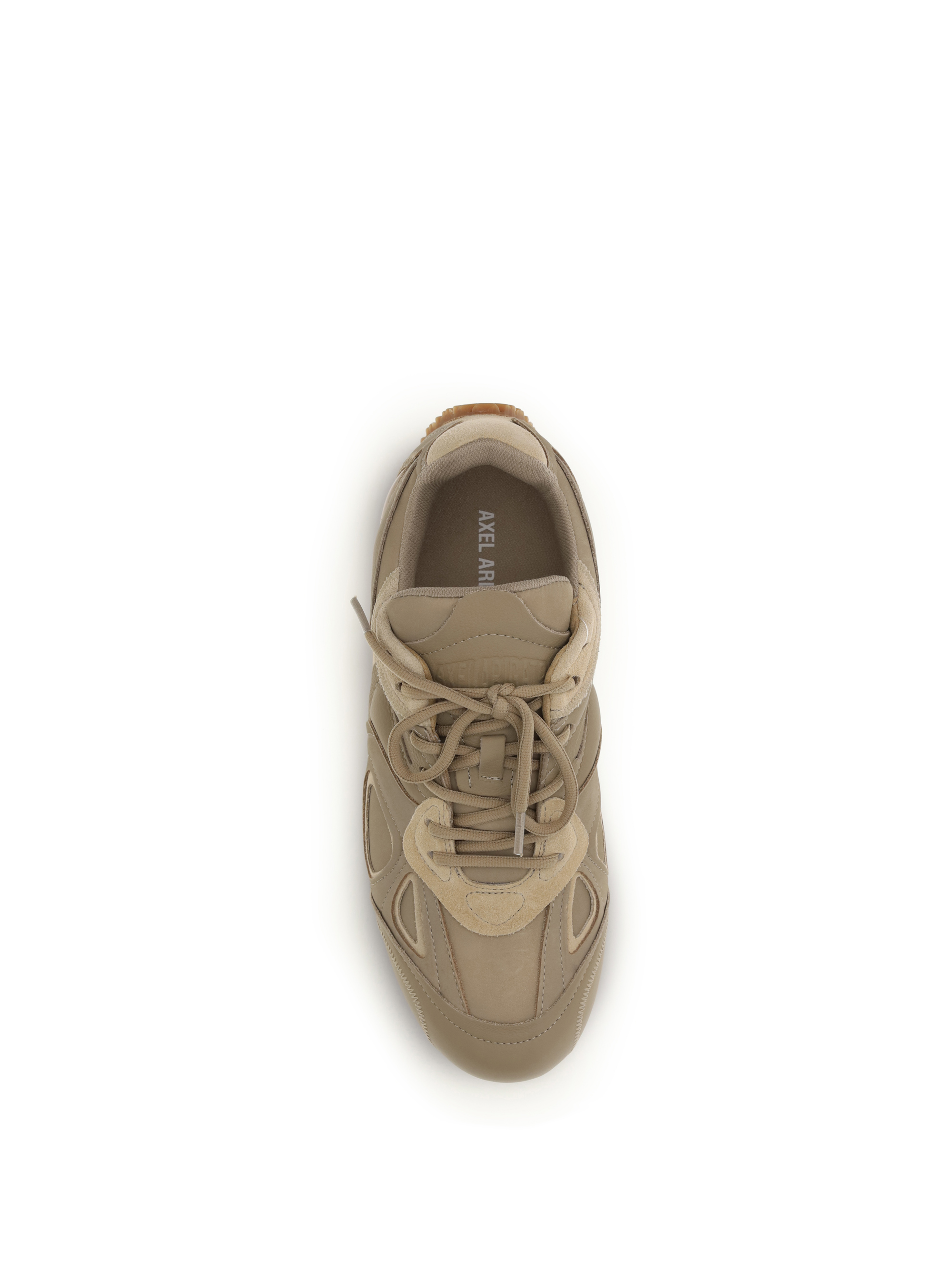 슬로우 러너 스니커즈